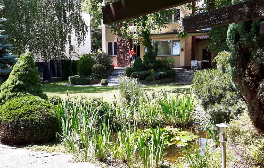 Slowicza Hotel Warschau Buitenkant foto
